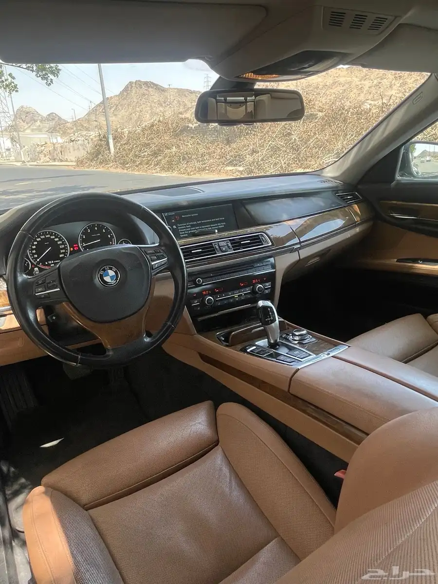 BMW - 740 LI - 2012 18