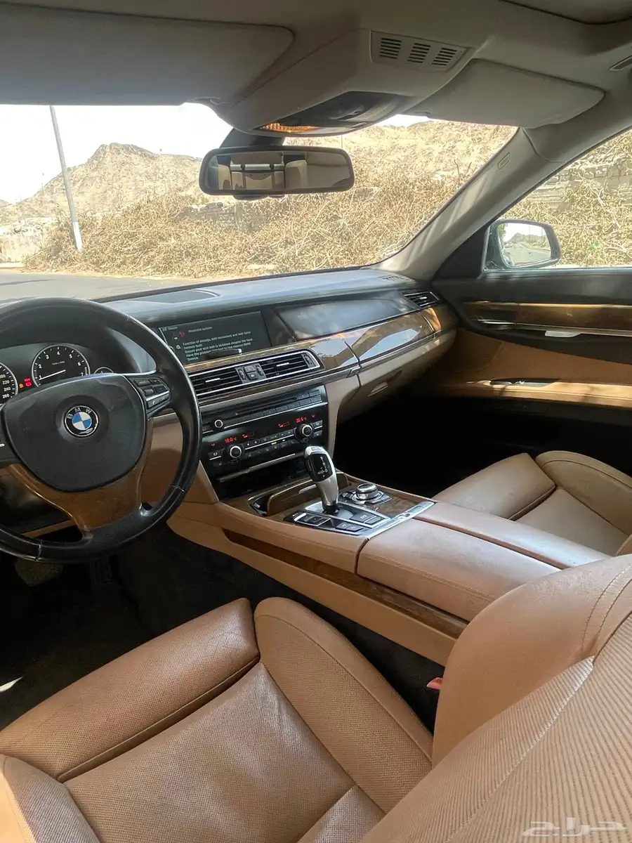 BMW - 740 LI - 2012 20