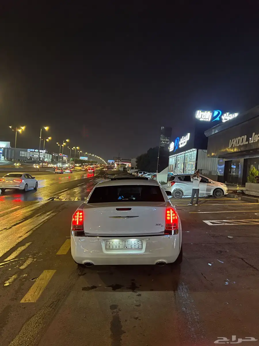 كرايزلر C300 اقبل البدل المناسب 1