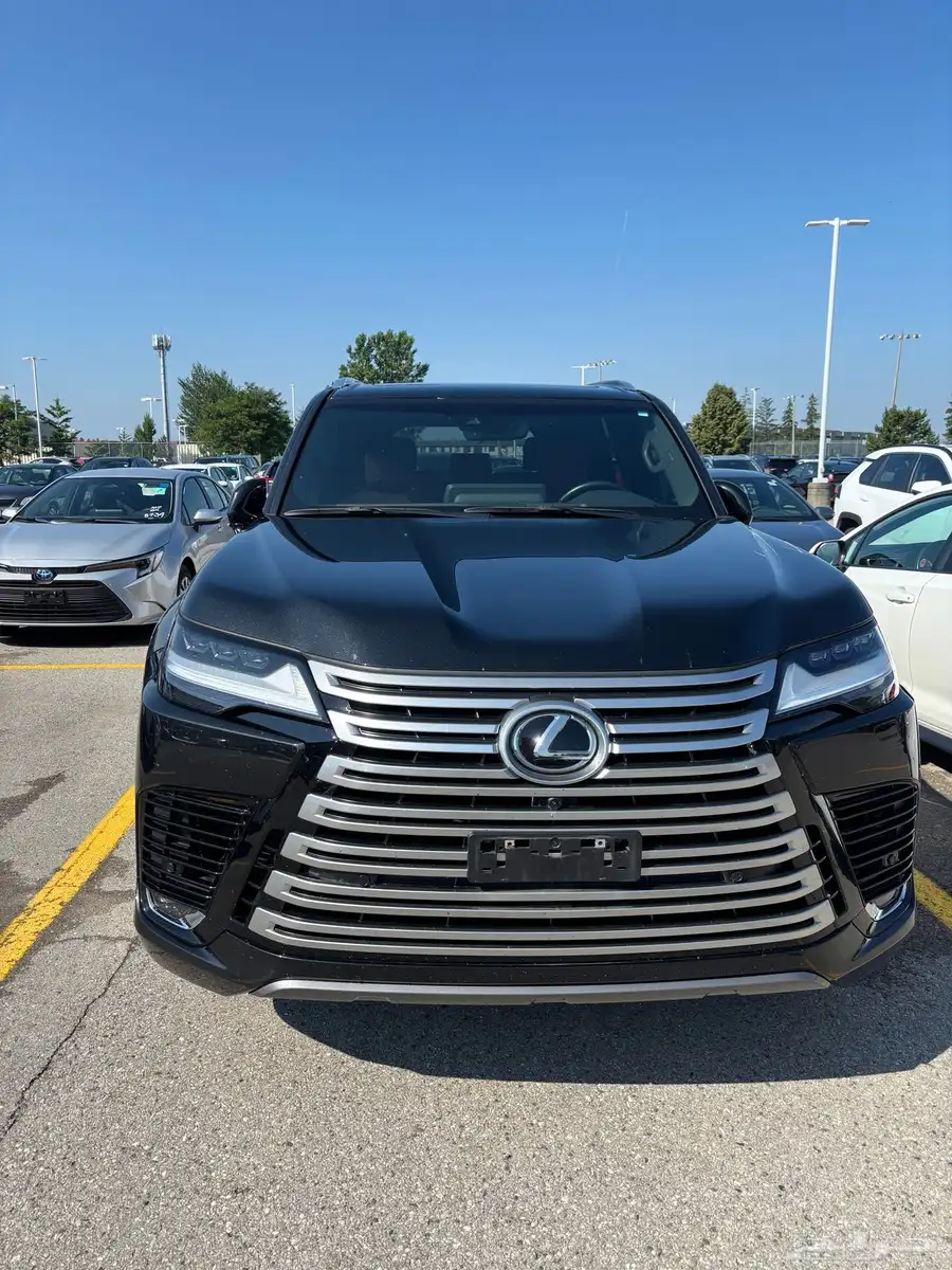للبيع لكزز LX600 موديل 2023 وارد كندا 2