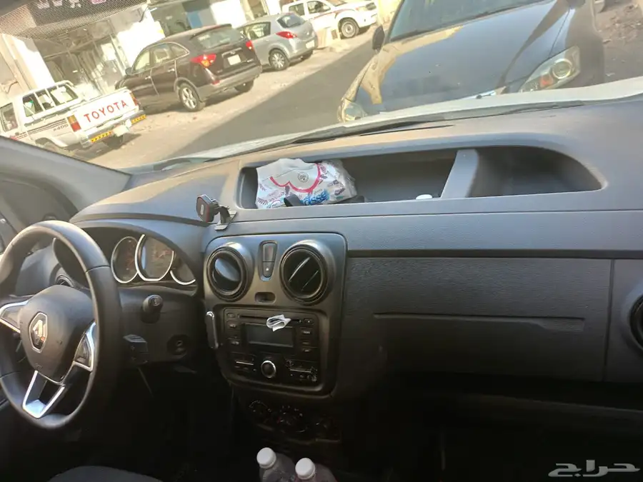 سيارتين مجهزه للمطاعم رينو 2022 0