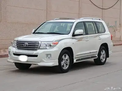 تويوتا لاندكروزر 2015 VXR 2