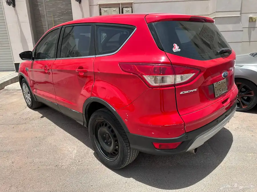 فورد إسكيب 12
