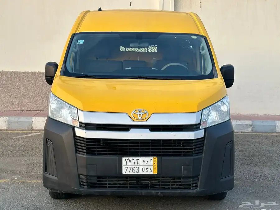 تويوتا هايس 2020 البيع 77000 الف سقف مرتفع ديزل نظيف 1