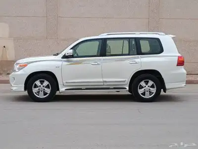 تويوتا لاندكروزر 2015 VXR 7