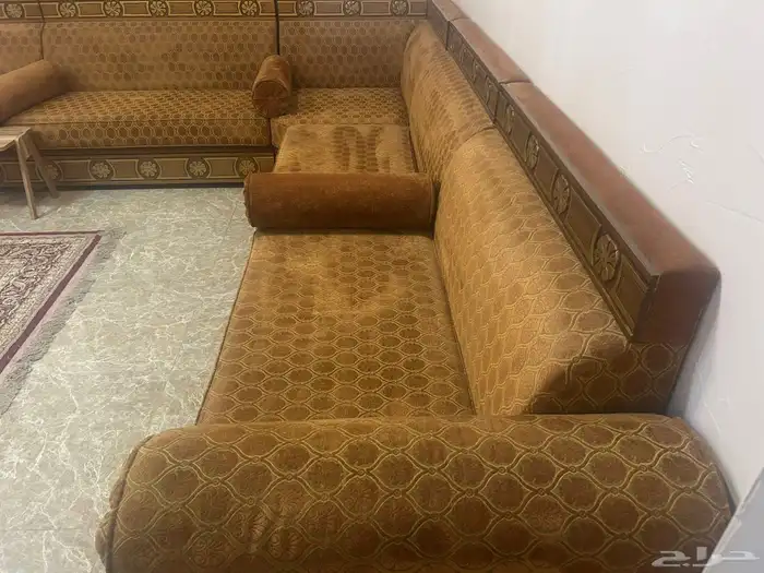 للبيع مجلس 7 6 حالته جدا ممتازه 1