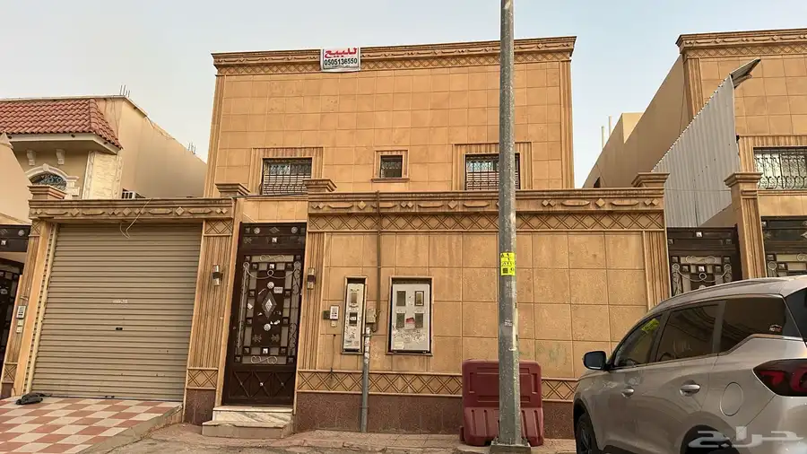 فيلا ثلاث ادوار حره تقبل البنك حي طويق بسعر مليون ونص فقط 0