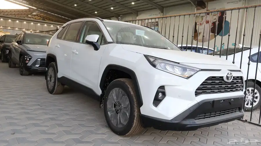 رافور XLE دبل بنزين 2025 4