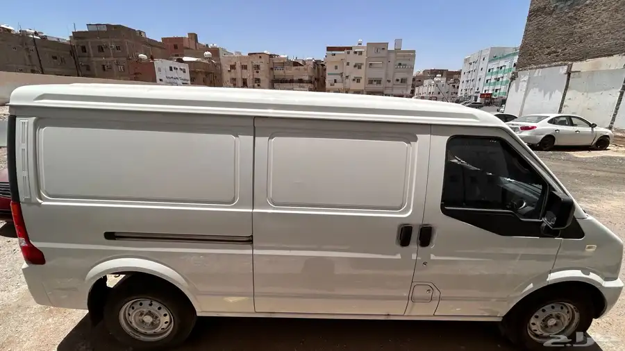 باص دونغ فينغ فان 1