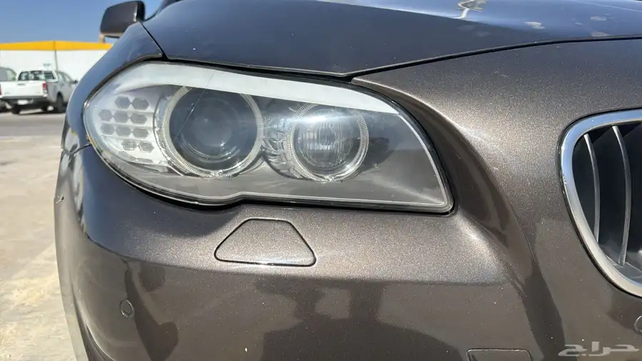 للبيع قطع BMW M5 44