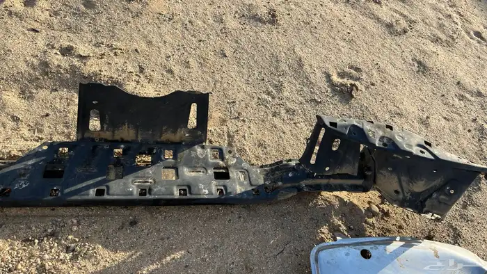 جسر صدام خلفي هايلوكس وكاله 0