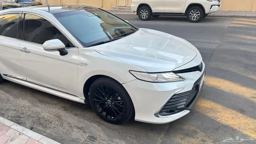 كامري لومير 2023 10