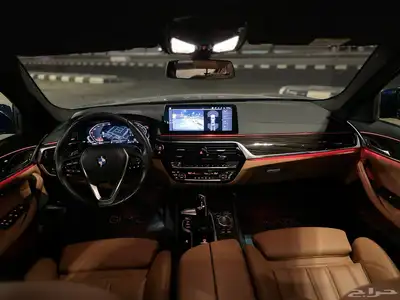 بي ام دبليو BMW 520i شبه جديد 13