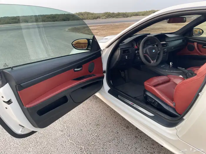 Super Clean E92 M3 DCT 11