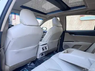 تويوتا كامري القراندي 2022 V6 بحالة الوكالة 23