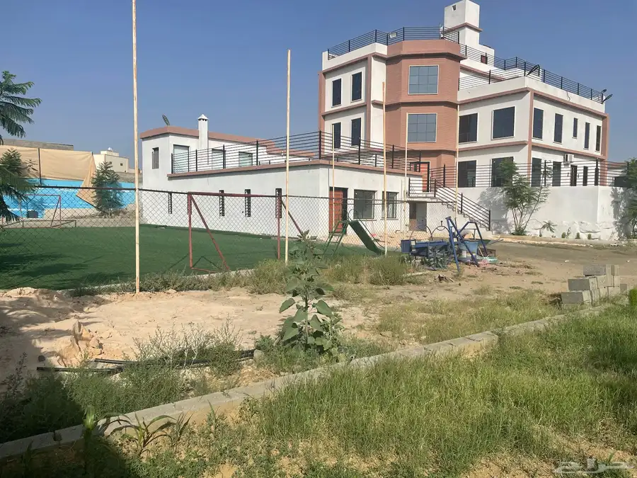 قصر مصغر للبيع اوبدل مناسب 8