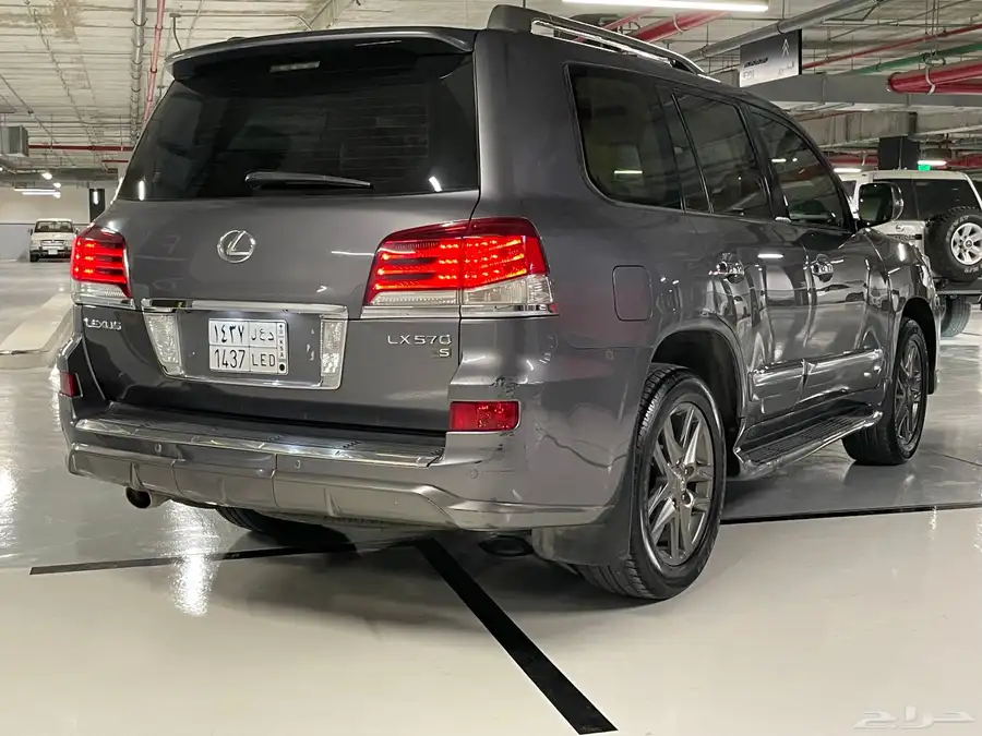 للبيع جيب لكزس LX570 2013 4