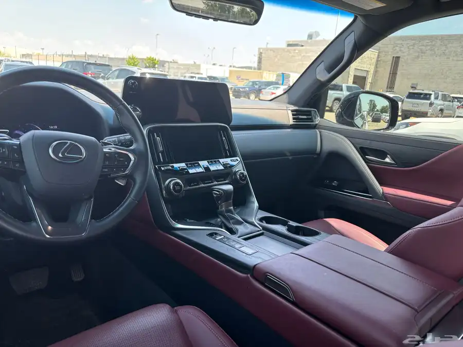 للبيع لكزز LX600 موديل 2023 وارد كندا 12