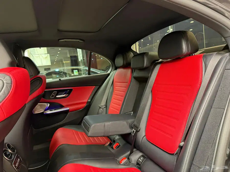 Mercedes C43 AMG 2023 8