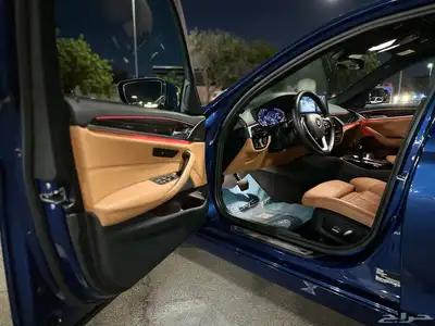 بي ام دبليو BMW 520i شبه جديد 11
