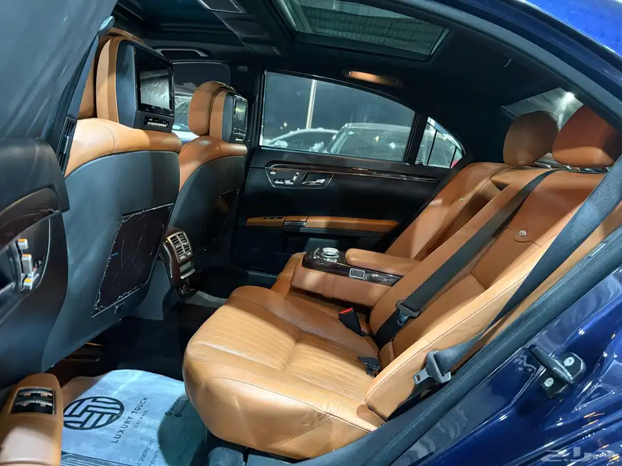 مرسيدس S500 2009 17