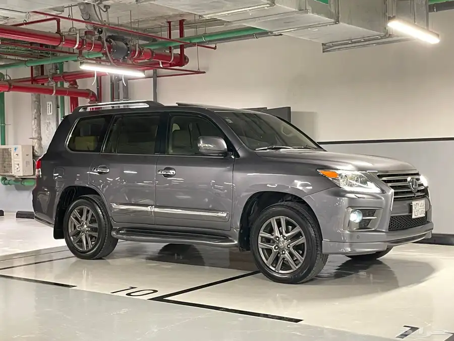للبيع جيب لكزس LX570 2013 7