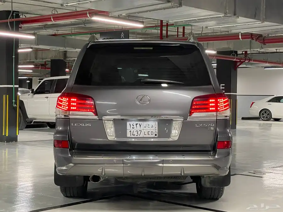 للبيع جيب لكزس LX570 2013 5