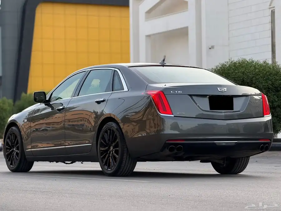 كاديلاك CT6 2017 نظيف جدا 7