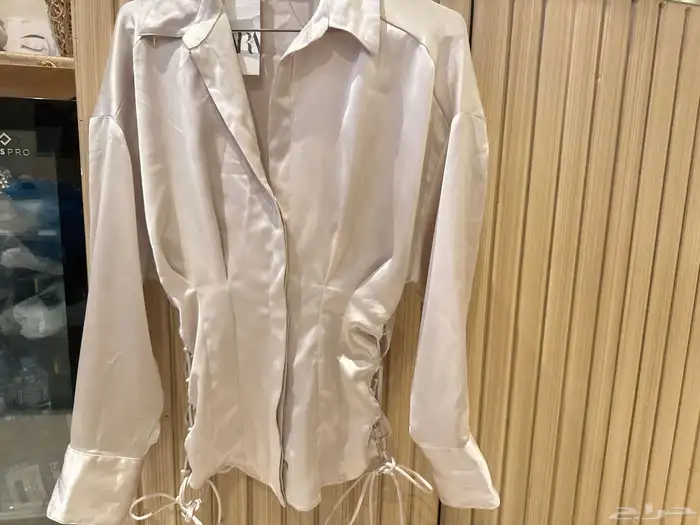 بلوزه من زار اخذتها جديدة وبكرتها ب200 ريال سعرها   بالخبر 1