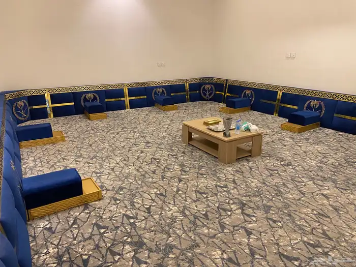 مجلس استخدم 6 اشهر فقط 7 5 صافي نضيف جدا 2