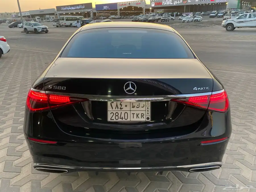 مرسدس s580 2023 12