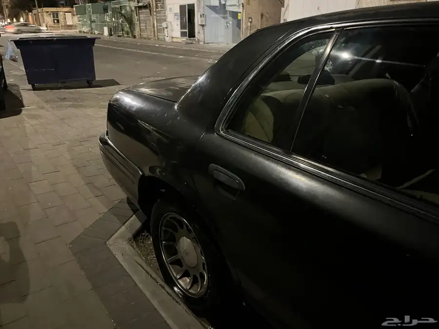 للبيع فورد فكتوريا مديل 1999 4