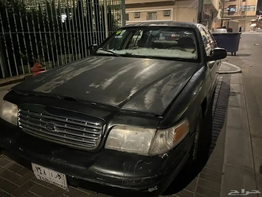 للبيع فورد فكتوريا مديل 1999 1