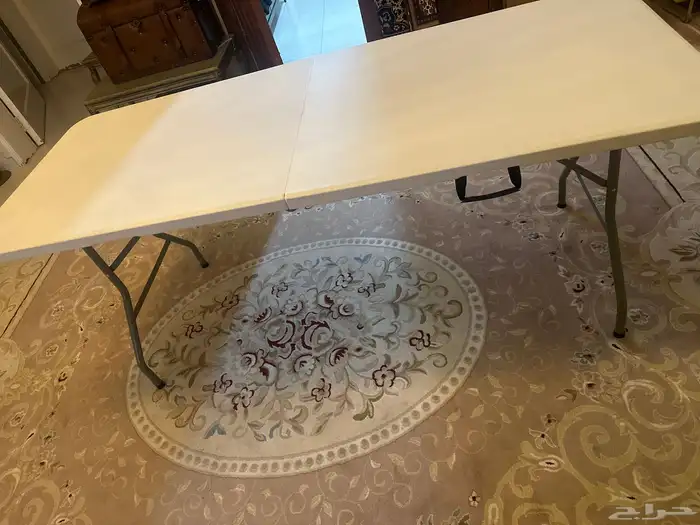 تأجير طاولات بوفية سهلة الاستخدام ومرنة بسعر مخفض في مكة 1