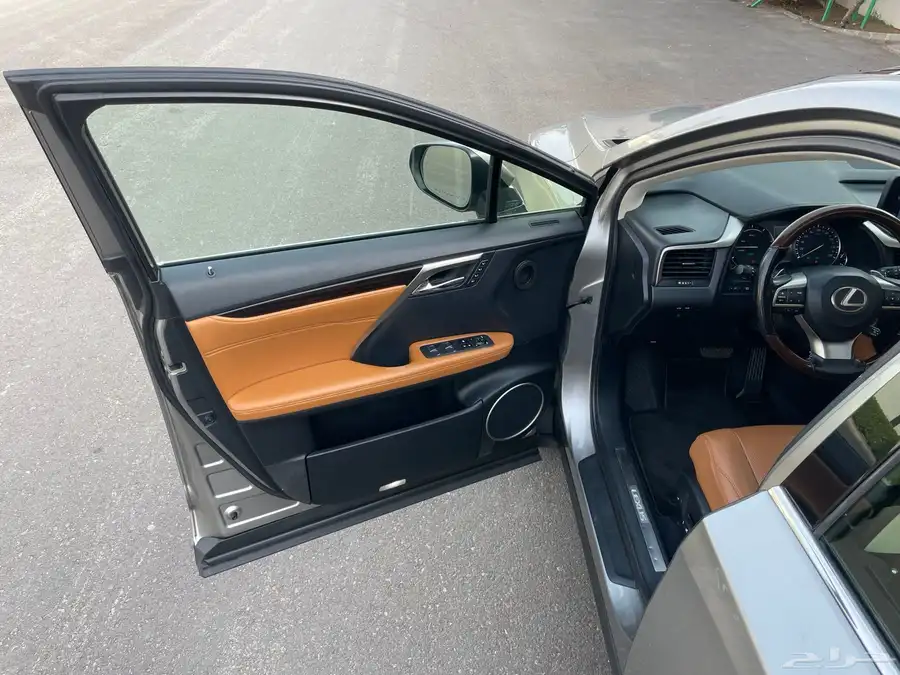 لكزس RX 450h 2021 سعودي ( قمة بالنظافة ) 41