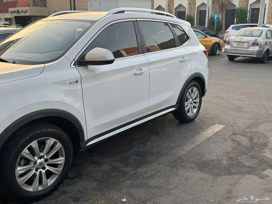 ام جي RX5  2018 3