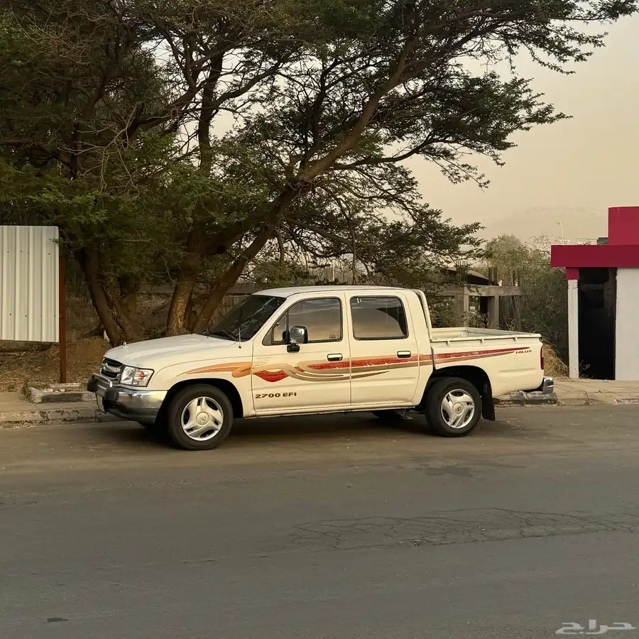 هايلوكس 2003 12