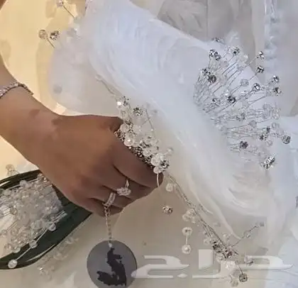 فستان زفاف وملحقاته 4