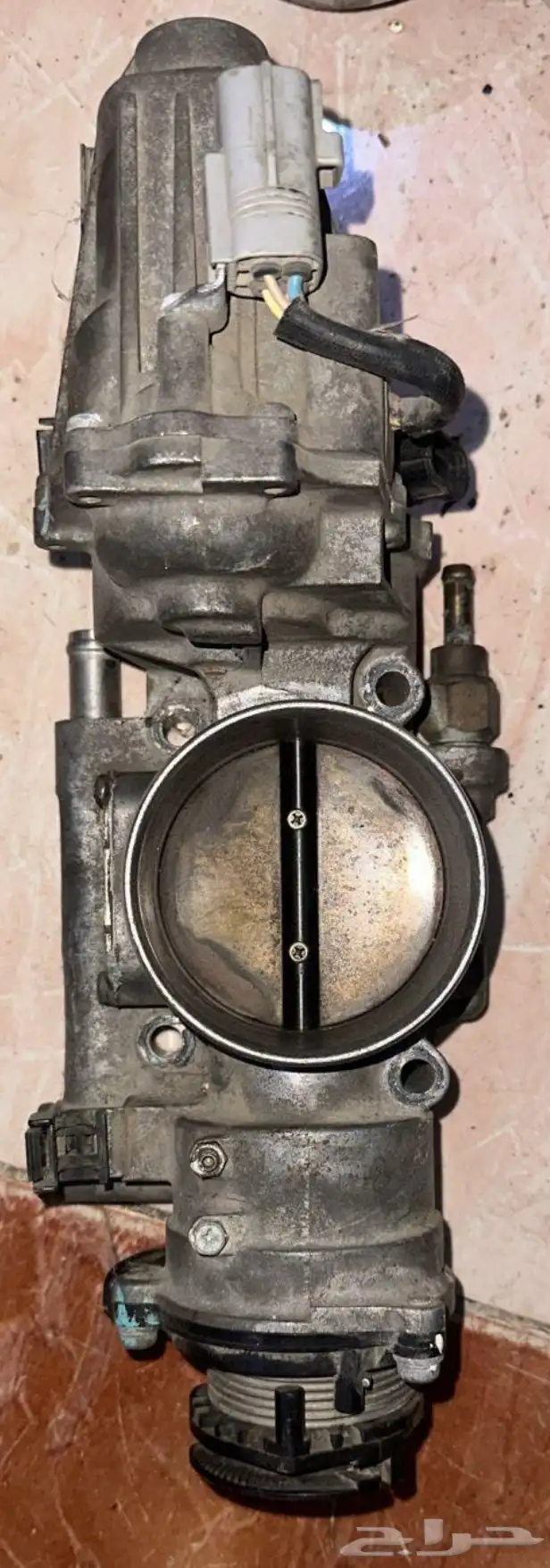 بوابة الهواء (( ثروتل )) لكزس Ls400 0