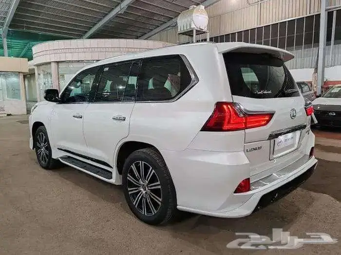 جيب لكزس 2019 5