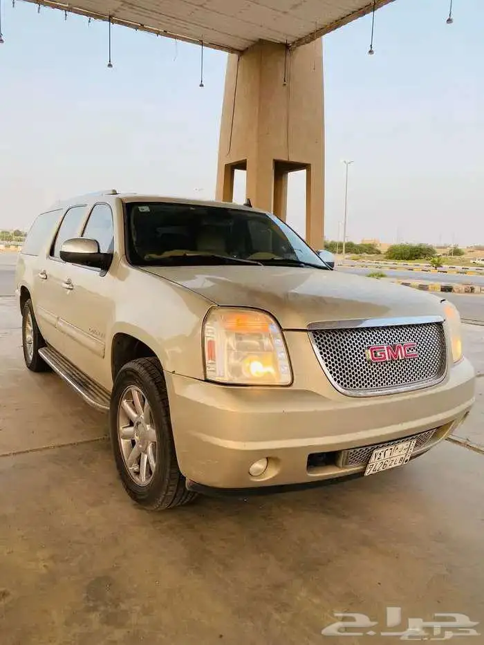 للبيع يوكن جي ام سي موديل 2007 0