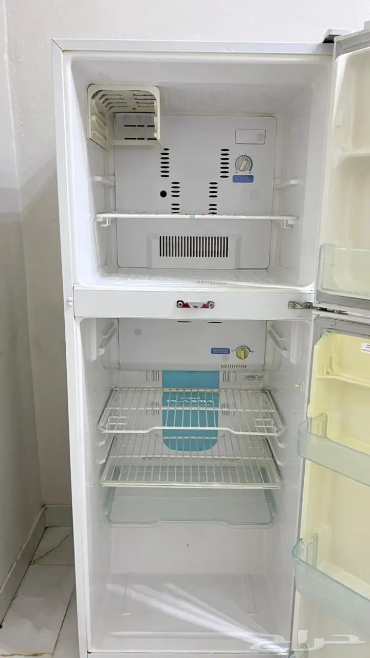 ثلاجة توشيبا 3