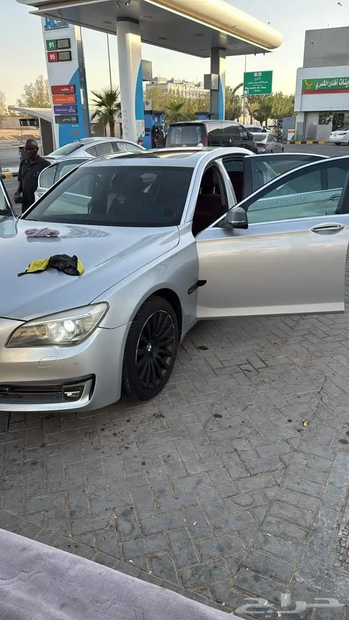 بي ام 730 2014 1