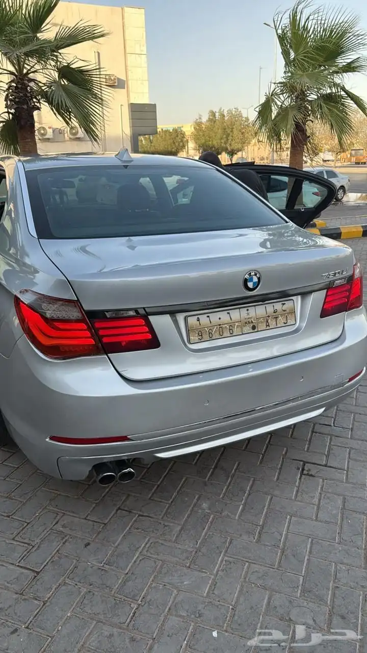بي ام 730 2014 0