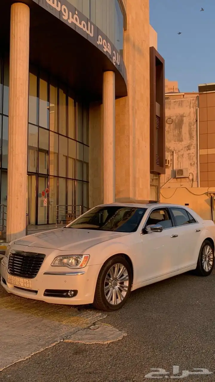 كرايزلر C300 اقبل البدل المناسب 3