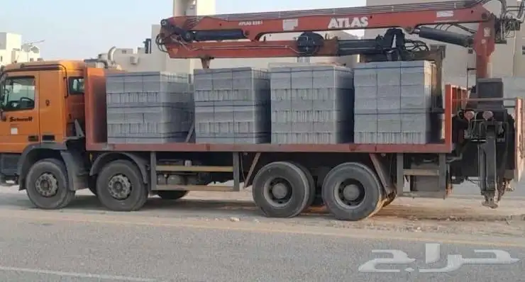 توريد بلوك اسود بلوك معزول 8