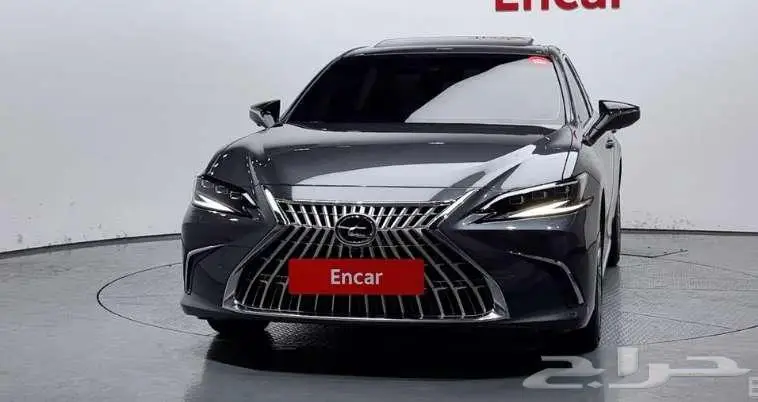 لكزس ES300 2026 1