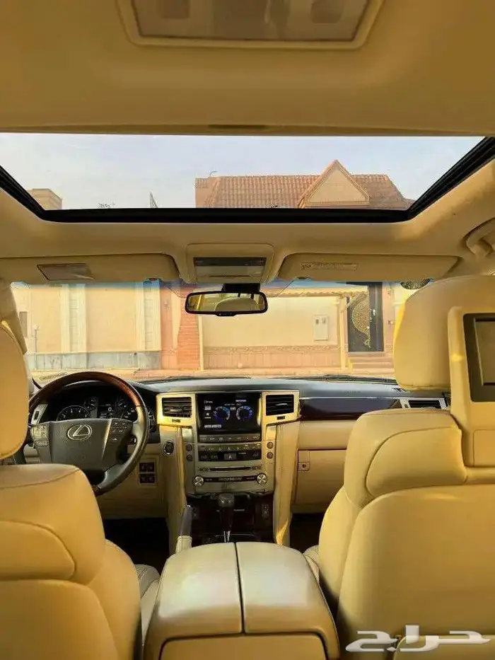 جيب لكزس LX570 موديل 2012 استخدام شخصي 3