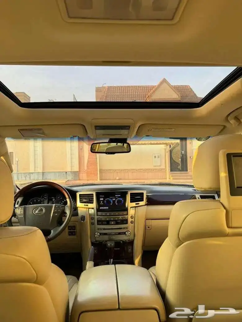 جيب لكزس LX570 موديل 2012 استخدام شخصي 3