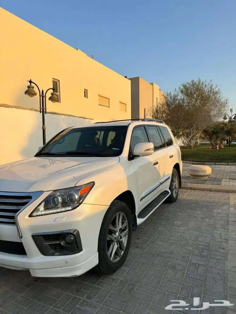 جيب لكزس LX570 موديل 2012 استخدام شخصي 6